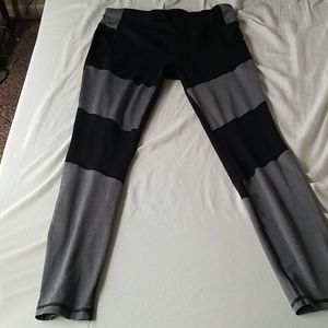 🚨BOGO 1/2 OFF🚨 Atheltic Works Leggings